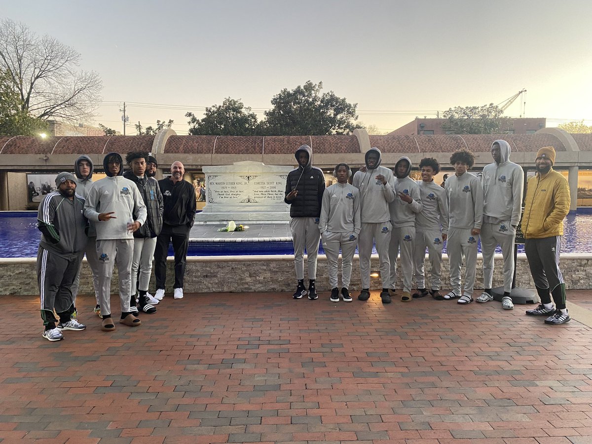 Bella Vista Prep tweet media