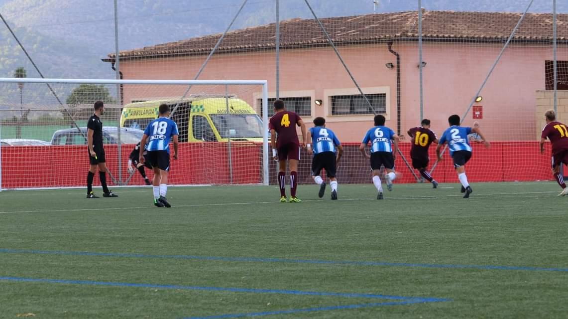 ⭐ <a href="/AxelBejaranofe1/">Axel Bejarano fernandez</a> (2005) MCO 

📝 Análisis de juego
- Gran combinación 
- Gran llegada desde segunda linea
- Muy dinamico

📊 Estadísticas 22-23
Equipo : <a href="/cd_sanfrancisco/">CD. San Francisco</a>
⚽ : 6 Goles
🔑 : 1 Asistencia 
⌚ : 1131’

ℹ️ Os ánimo a echarlo un ojo a este jugadorazo