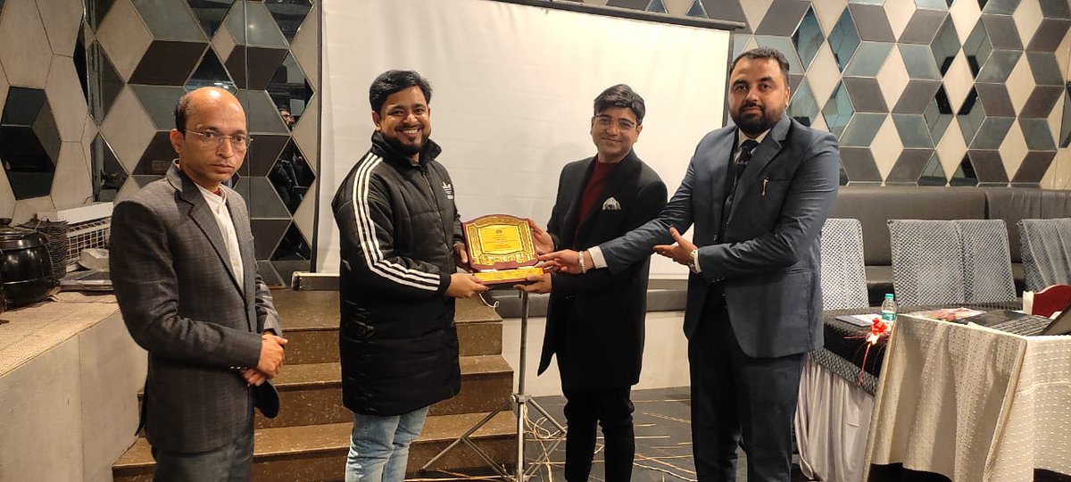 FCSGauravKumar's tweet image. Invited as Keynote Speaker on Opportunities for Company Secretaries in the Startup Ecosystem.

@icsi_cs @TheCCLIndia @FCSShiriti