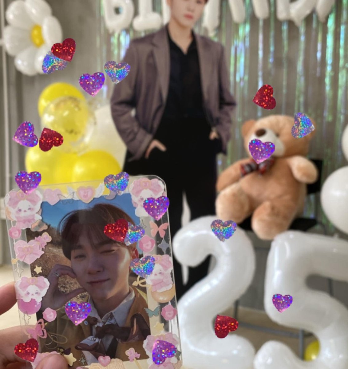 softcherrenejam's tweet photo. 엊그제 부승관 생일 카페 https://t.co/jmPplRyeAb