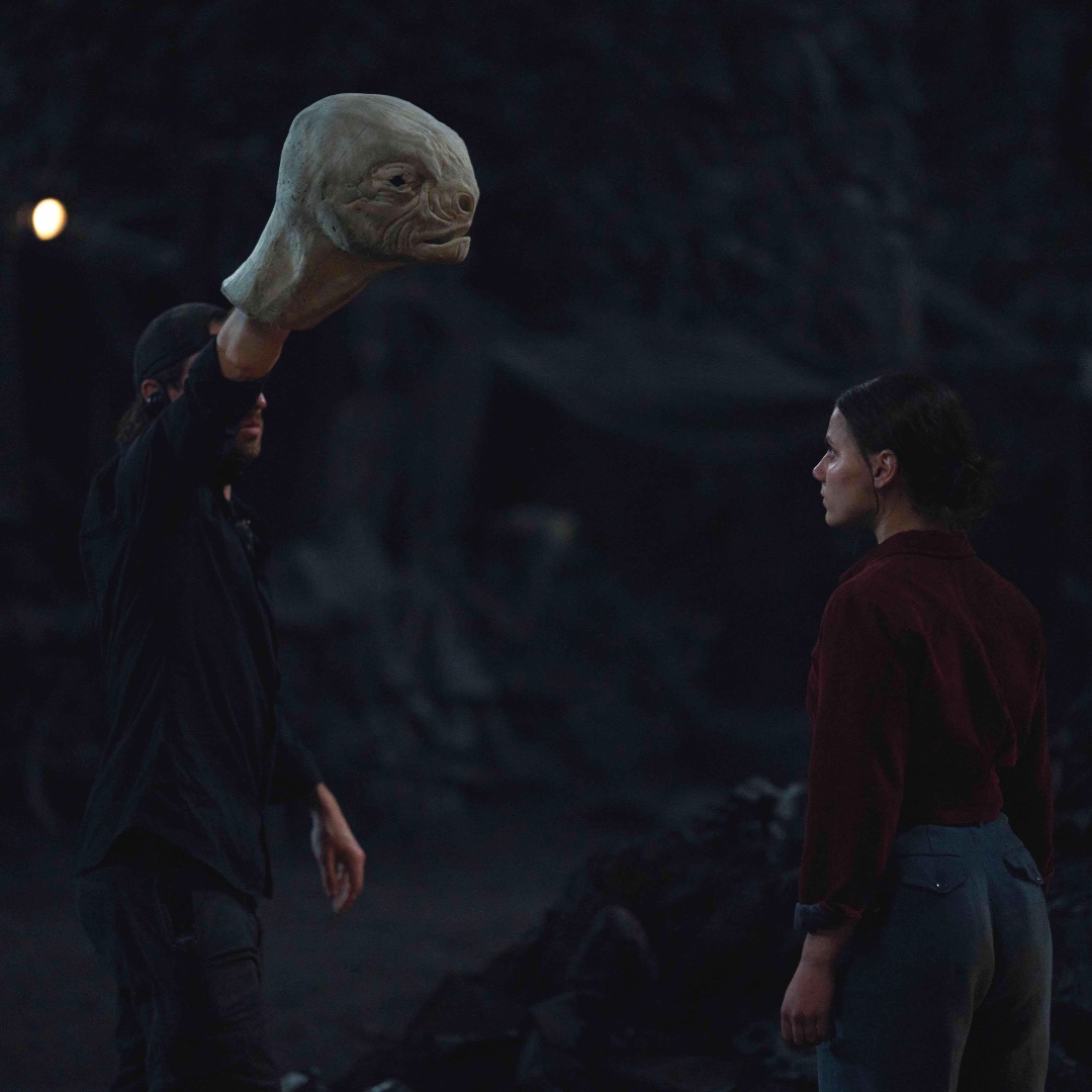 darkmaterials's tweet photo. A behind-the-scenes look at episode 5 of #HisDarkMaterials 🎬

Catch all episodes on @BBCiPlayer now! https://t.co/OM0cY5QjWr