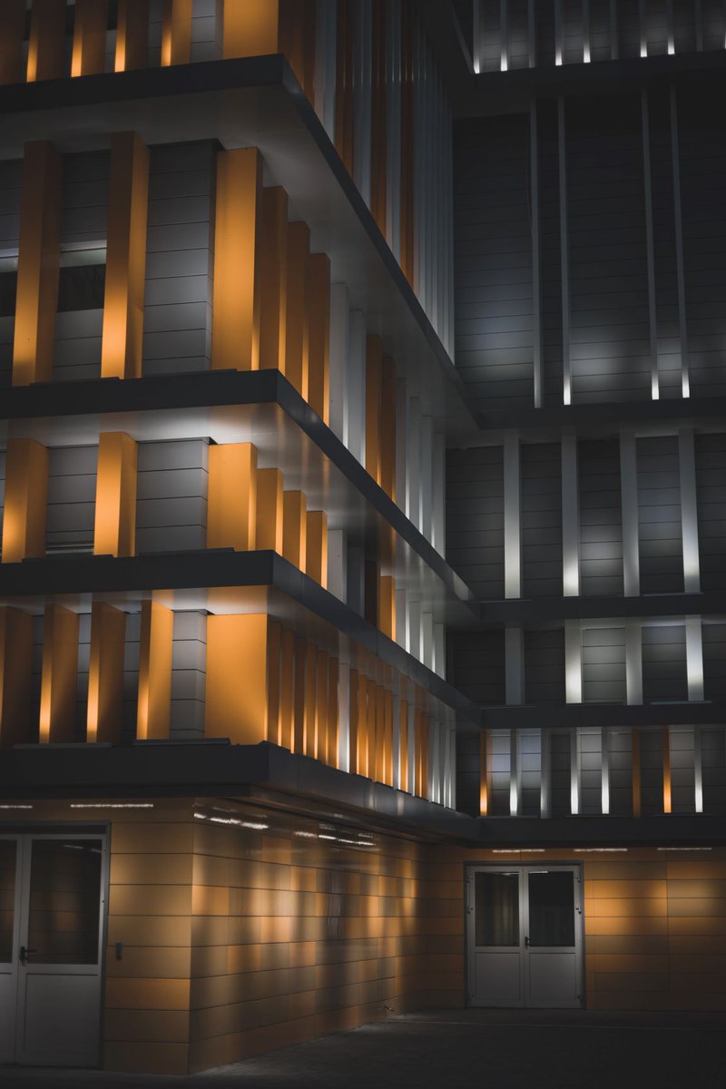 RayvernLighting tweet picture