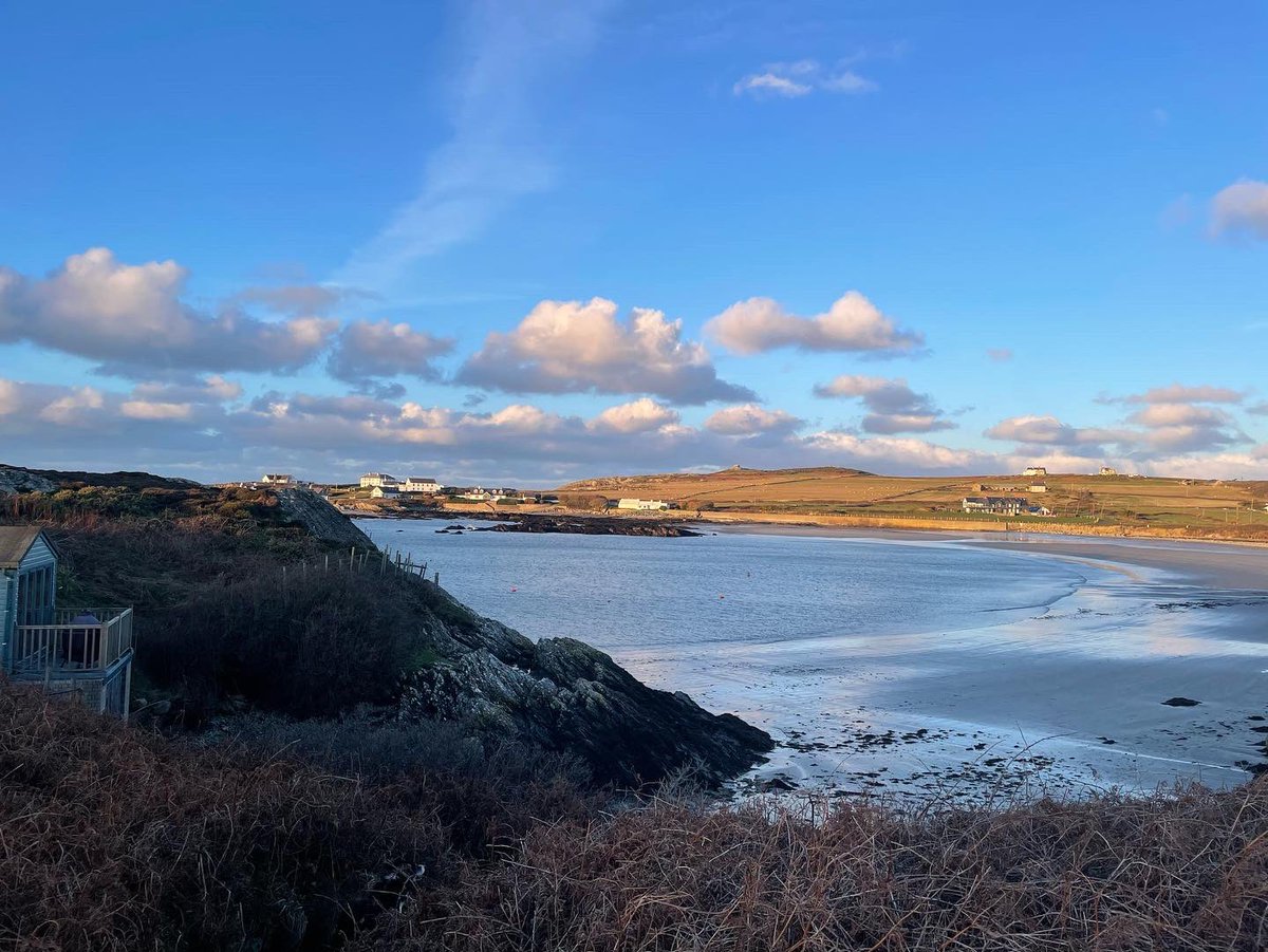 Beautiful morning at Rhoscolyn to see the sunrise- it’s been a stunning, if busy day #YnysMôn #Anglesey