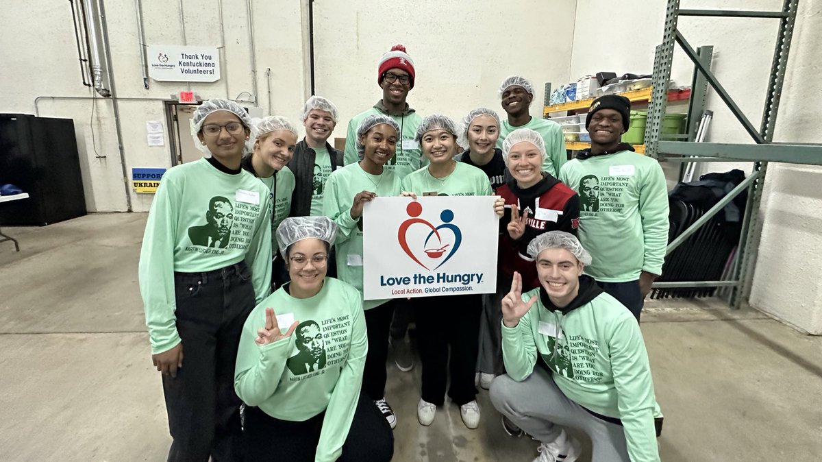 LouisvilleROW's tweet photo. Celebrating the life &amp; legacy of Dr. Martin Luther King, Jr. by taking time to serve our community 💪

#GoCards x #MLKDay https://t.co/QU6hGnrDOU