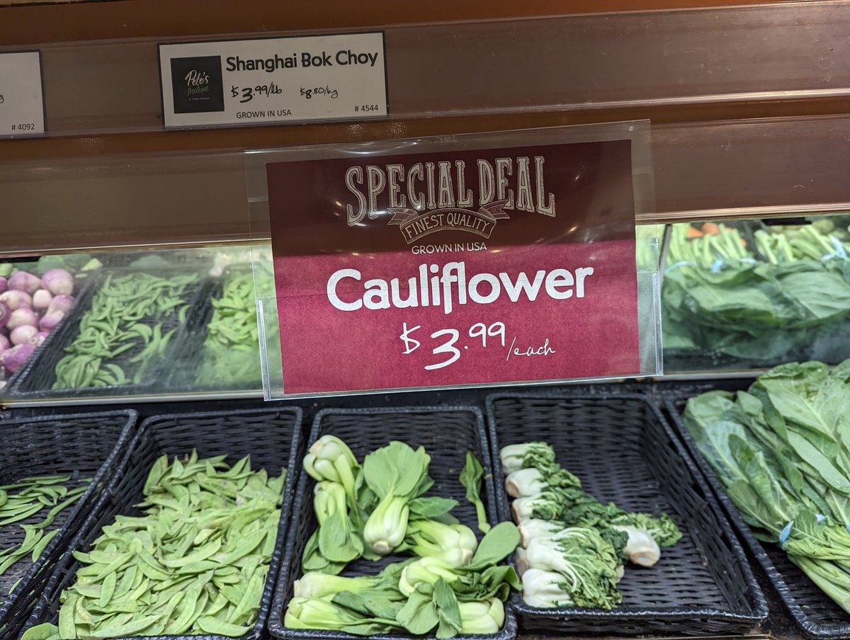 Eat This Town tweet media