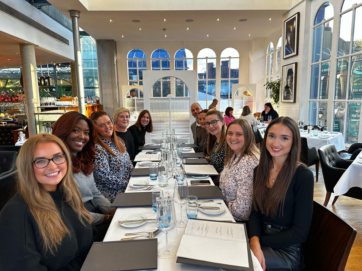 Late Christmas lunch with the team! ⭐️