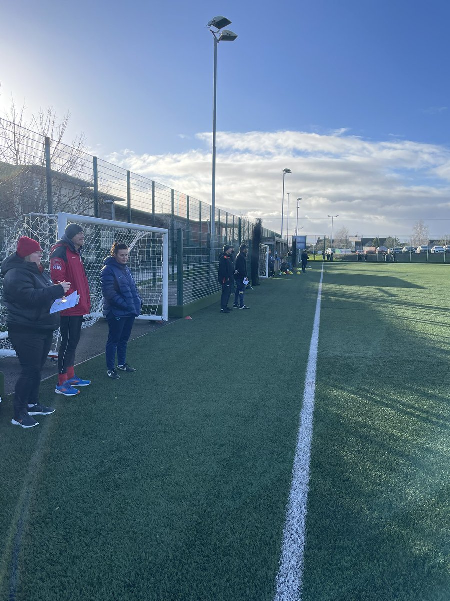 Thanks @SarahLawler27 for hosting us @EnglandFootball #Discovermytalent with a lens on receiving skills