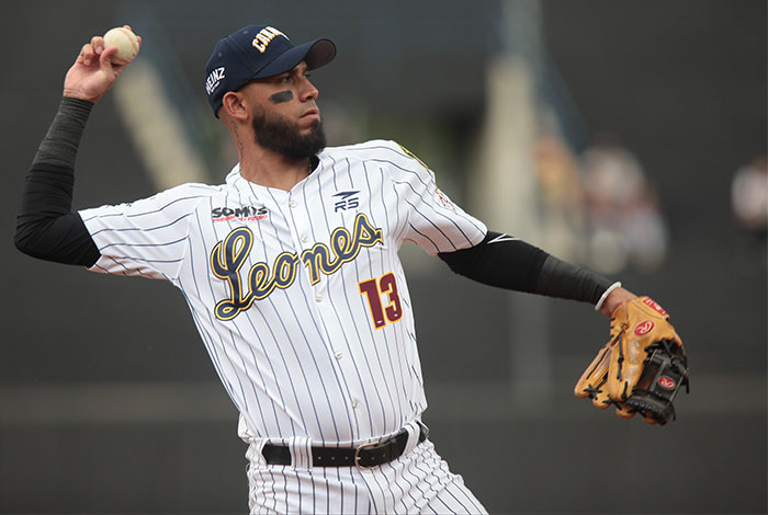 Hay que jugársela. 

1. Castillo 2B
2. Tovar DH
3. Castro CF
4. Or. Arcia SS
5. Os. Arcia RF
6. Tejeda 1B
7. Pereda C
8. Noriega 3B
9. Palma LF

¿Firman?