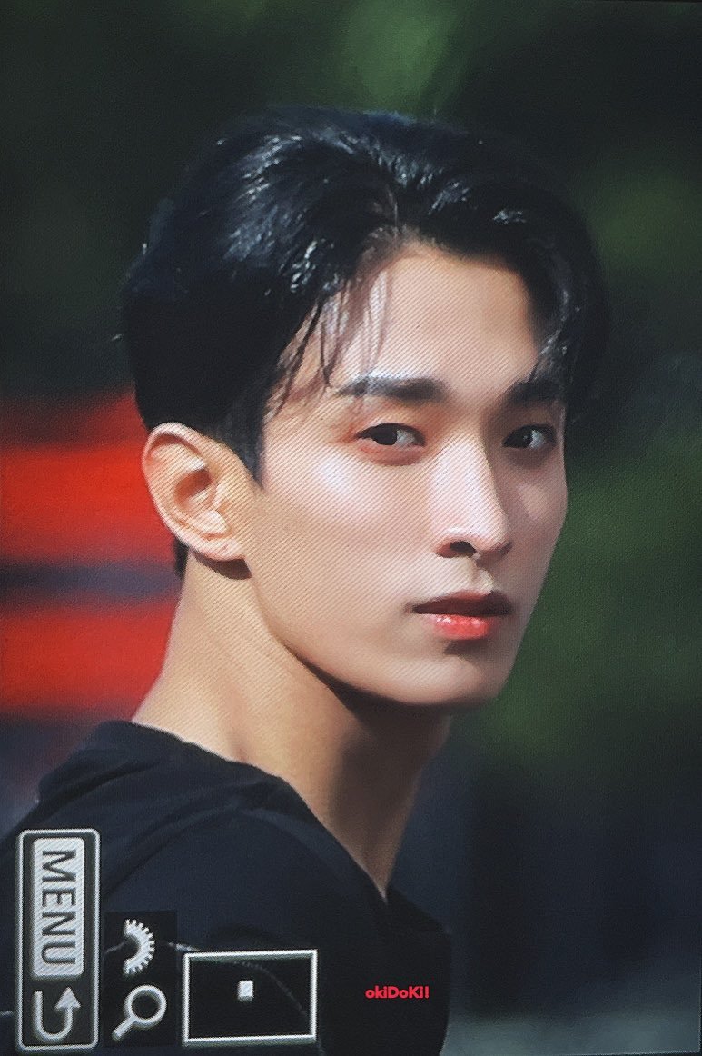 🌻 for rockstar dokyeom tweet media