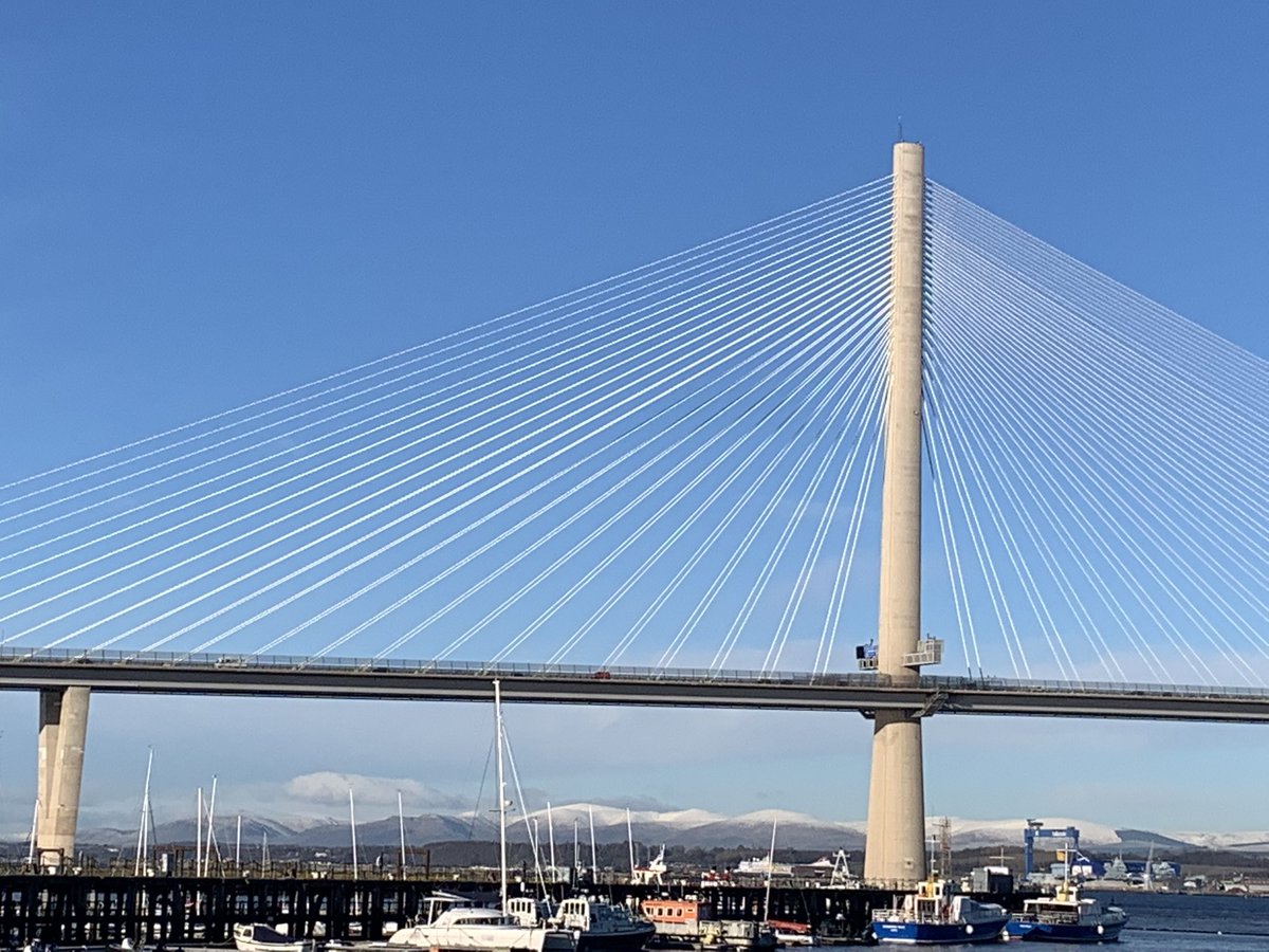 MrsDickson3's tweet photo. Another stunning walk out and about in South Queensferry with my S4s. https://t.co/Y31e2PF8Od