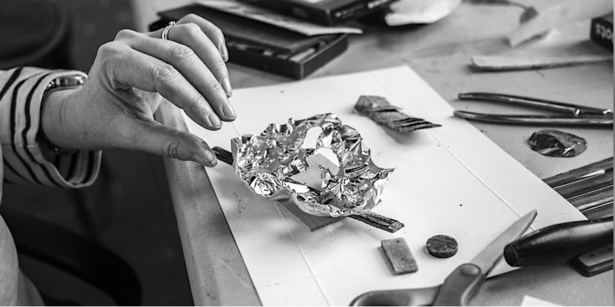 AppliedArtsScot's tweet photo. #AAS AGM 2023
10:00-13:00, 27/01/23
@DCAdundee / online

Learn about our current projects/activities, contribute to future plans &amp; meet other #AASMembers

For in person attendees, 🍲 + free 🎟️ to attend @VADundee's 'Plastic: Remaking Our World' exhibition

https://t.co/K1Xp8wByO8 https://t.co/b8gqgRLxbL