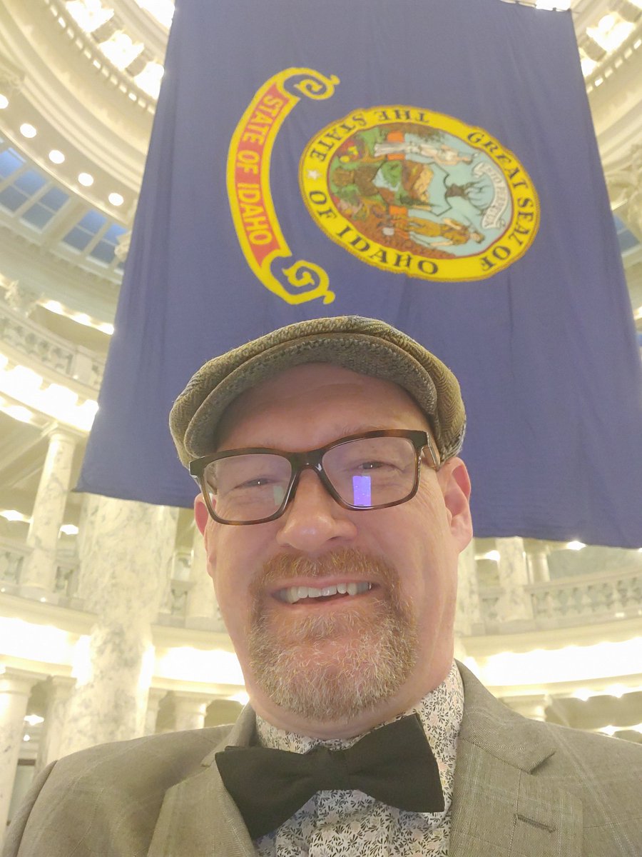 lancemcgrath's tweet photo. I was at the Idaho State Capitol this morning to talk libraries and the critical services they provide. How's your day going? #advocacy #IdahoLibraries #idleg #idpol #1A #FirstAmendment #freadom https://t.co/HZx951GRXm