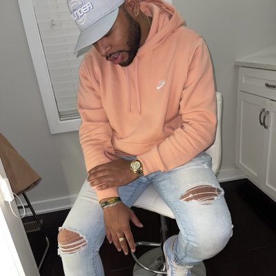 Zack_glizzy's tweet photo. #NewProfilePic https://t.co/odi4k7937m