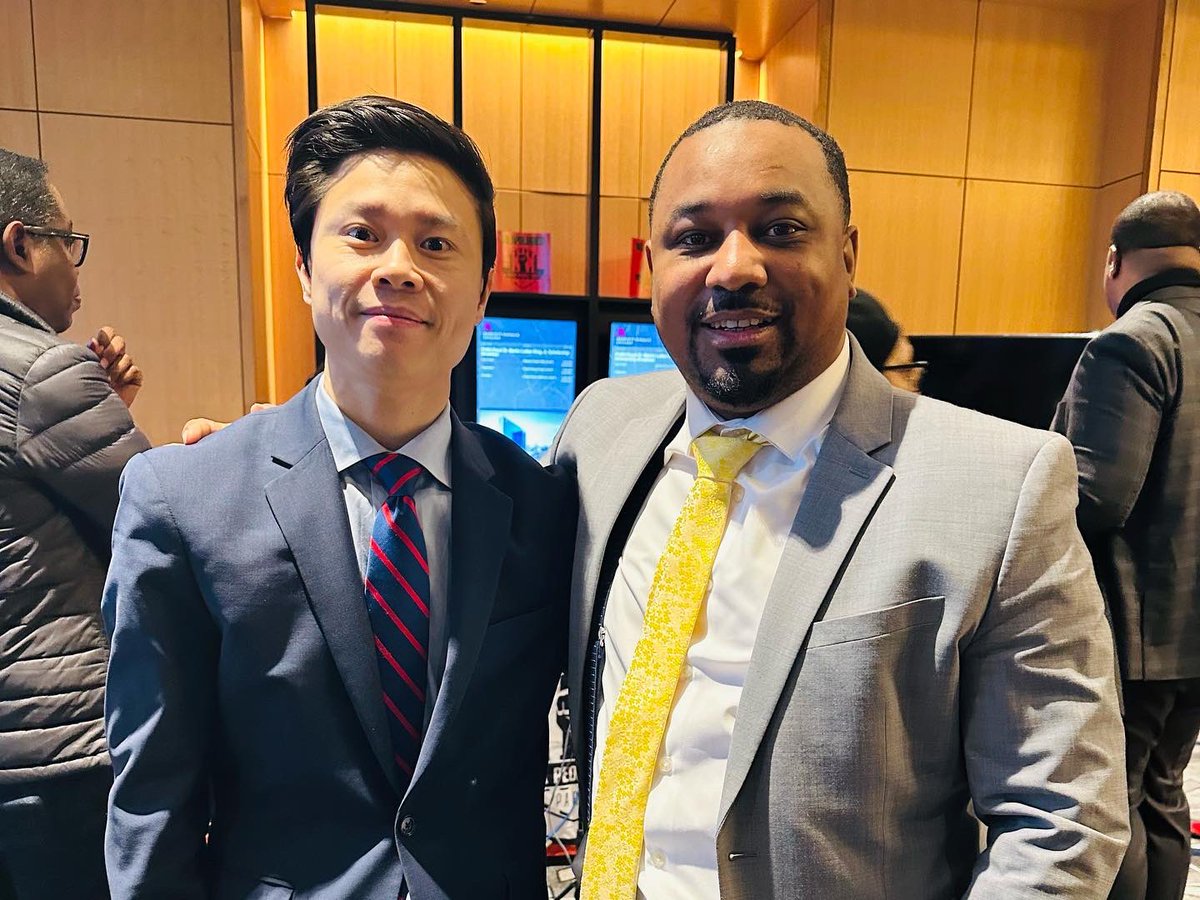 This morning, we joined Rev. Jackson, Congressman Jonathan Jackson, and Rainbow Push for Dr. Martin Luther King Jr.’s 33rd breakfast, to honor his legacy of hope, justice, and equality. Dr. King spoke truth to power, called out injustices, and fought for progress. #MLKDay