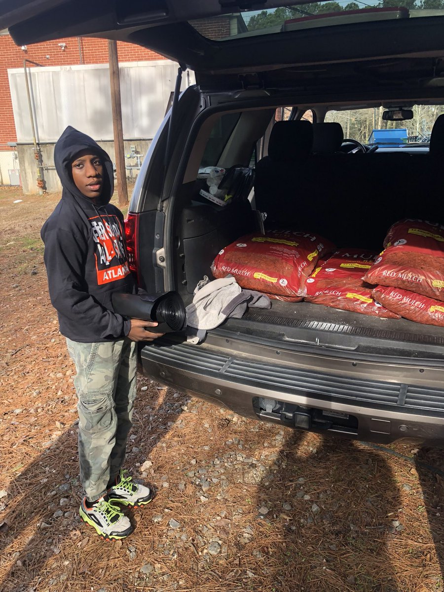 Crawford W. Long Middle School (@apslongms) on Twitter photo The <a href="/ASASafterschool/">After-School All-Stars</a> Day of Service is complete. Great job π―s!! βThe time is always right to do what is right.β-#MLKing 1965 <a href="/TommyUsherAPS/">Tommy P. Usher</a> <a href="/Principal_Hill/">Lisa Hill</a> @MathMcCallAPS <a href="/MsPgrass/">Andrea Pendergrass</a> <a href="/PenielDany/">Peniel J. Dany, Ed.S</a> <a href="/APSPartnerships/">APS Partnerships</a> <a href="/apsupdate/">ATL Public Schools</a> The <a href="/ASASafterschool/">After-School All-Stars</a> Day of Service is complete. Great job π―s!! βThe time is always right to do what is right.β-#MLKing 1965 <a href="/TommyUsherAPS/">Tommy P. Usher</a> <a href="/Principal_Hill/">Lisa Hill</a> @MathMcCallAPS <a href="/MsPgrass/">Andrea Pendergrass</a> <a href="/PenielDany/">Peniel J. Dany, Ed.S</a> <a href="/APSPartnerships/">APS Partnerships</a> <a href="/apsupdate/">ATL Public Schools</a>