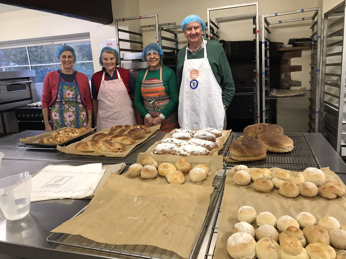 SideOven's tweet image. one place left on our Breadmaking for All course this Friday 20th January. 
We will be covering some favourites: Honey &amp;amp; Sunflower loaf, Mediterranean Breads,  Croissant 🥐 and Sweetbuns! 

sideoven.com/product/breadm…

#breadmaking #breadmakingcourse #organicbread #organicbakery