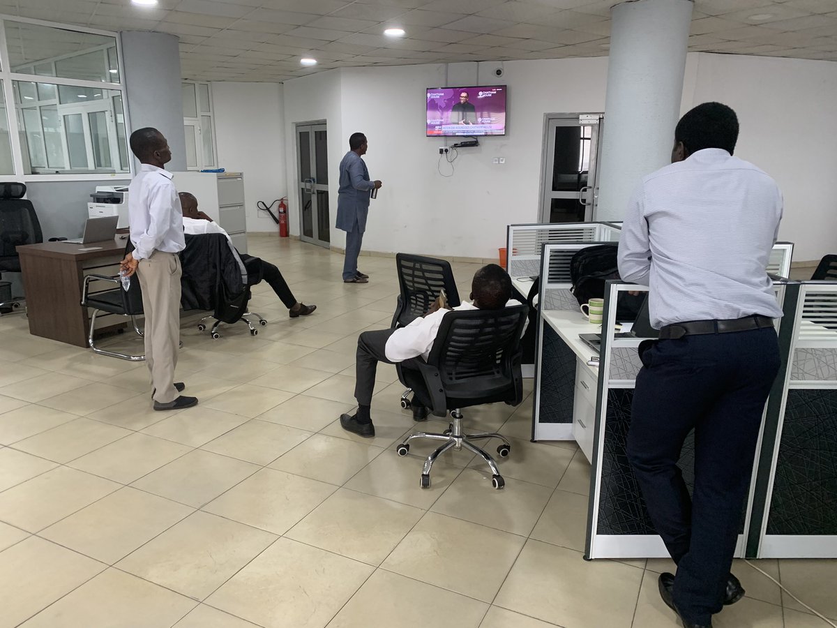 winterbreeze_1's tweet photo. Peter Obi carry wait, this was the situation at the office this afternoon. Obi is coming.
PeterObiInChathamHouse Davido Bukola Saraki Tinubu Reno Omokiri https://t.co/UynMz7Cm3h