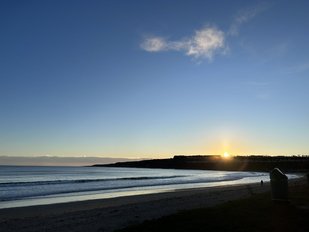 AlyMcKechnie's tweet photo. Water temperature 7 °C wave jumps despite sunshine, air will felt like -3 °C! When I got back in the car it was -1 °C - trying to start my week right - reminding myself if I can do this I can do anything! #beatbluemonday #positivethinking #MentalHealthMatters #socialcareswimclub https://t.co/bj58oihrkW