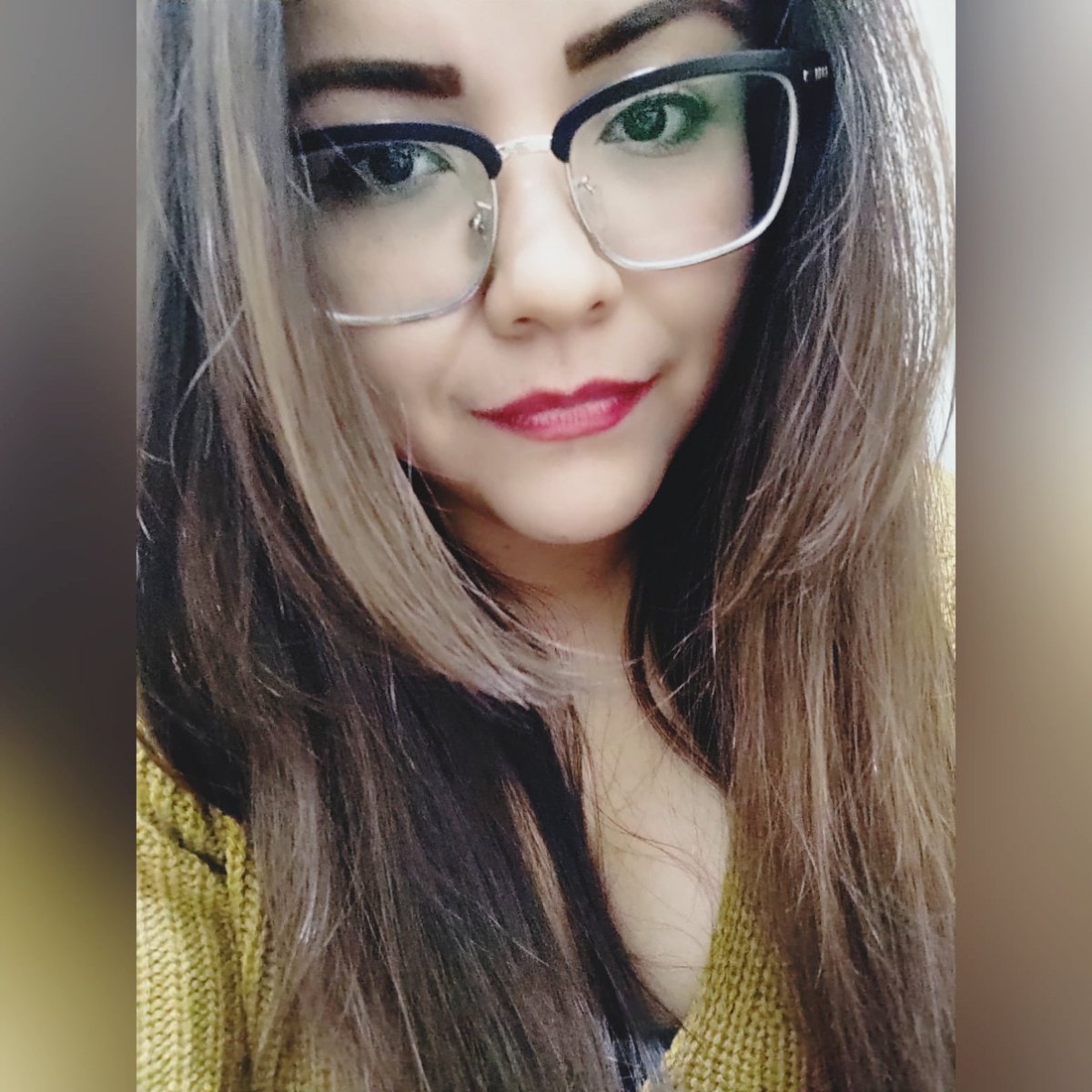 yacely_vazz's tweet photo. Bonita!!!!! 👽👽👽👽 https://t.co/eqTBWrIhf3