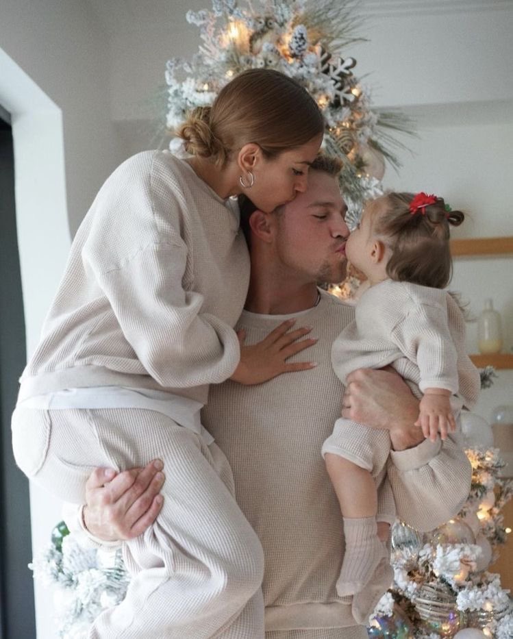 4upicsart's tweet image. 