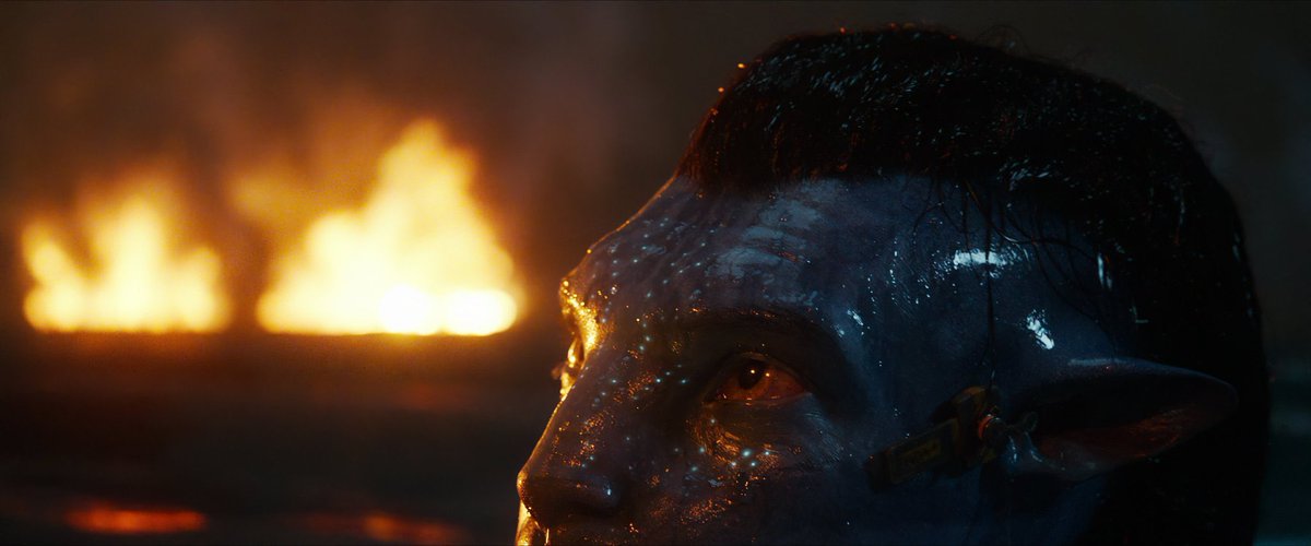 DiscussingFilm's tweet photo. ‘AVATAR: THE WAY OF WATER’ has passed $1.9 billion worldwide.

Read our review: https://t.co/FfoibUiegX https://t.co/uPYjTmVSlK