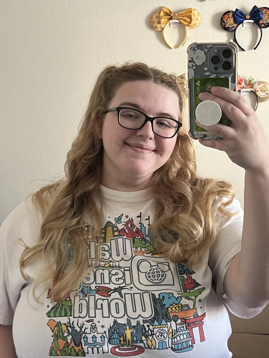 Used my shark flexstyle for the first time today and I love it 👀 that + a little bit of curling the ends in the front (right pic) is 👩‍🍳👌