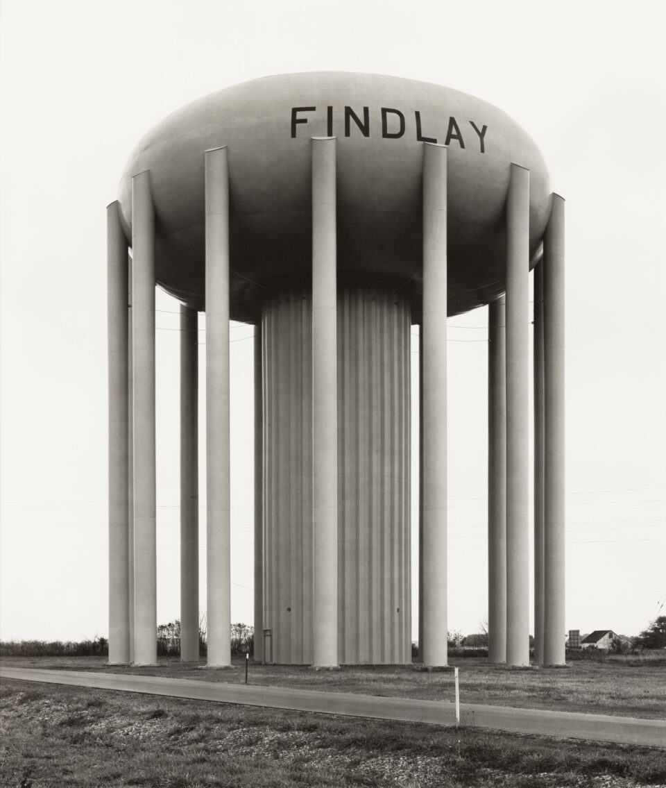 AestheticaMag's tweet photo. Bernd and Hilla Becher blurred the lines between photography and sculpture, documenting now-demolished structures across Europe and America. 

A retrospective @FraenkelGallery spans five decades of the pair's most influential works. Read more: https://t.co/q6hwYUbqat https://t.co/Tl2Ebw24Xg