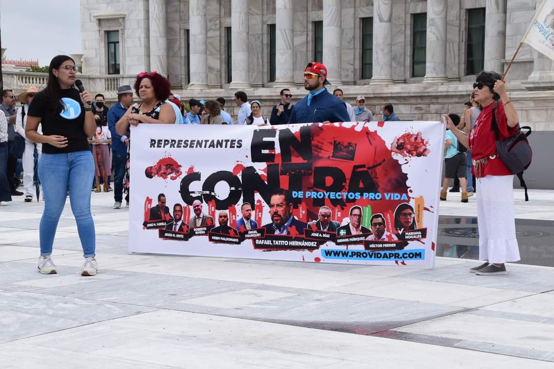 MujeresporPR's tweet photo. [MÁS TEMPRANO]
Todas las generaciones representadas en el rally anual #ProvidaPR 
Sigue 🧵 hilo👇 https://t.co/ZFcdsjmRQ8