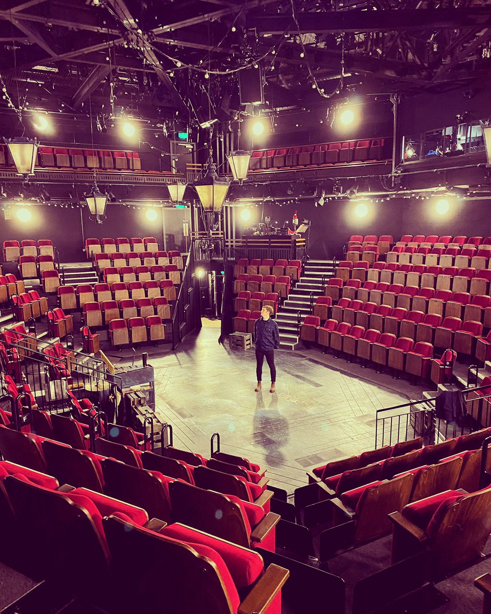 After 88 shows with the best set of people, beautiful music and countless laughs at one of my favourite theatres! - ‘A Christmas Carol’ is now completed ✅☺️🎄<a href="/octagontheatre/">Octagon Theatre</a>