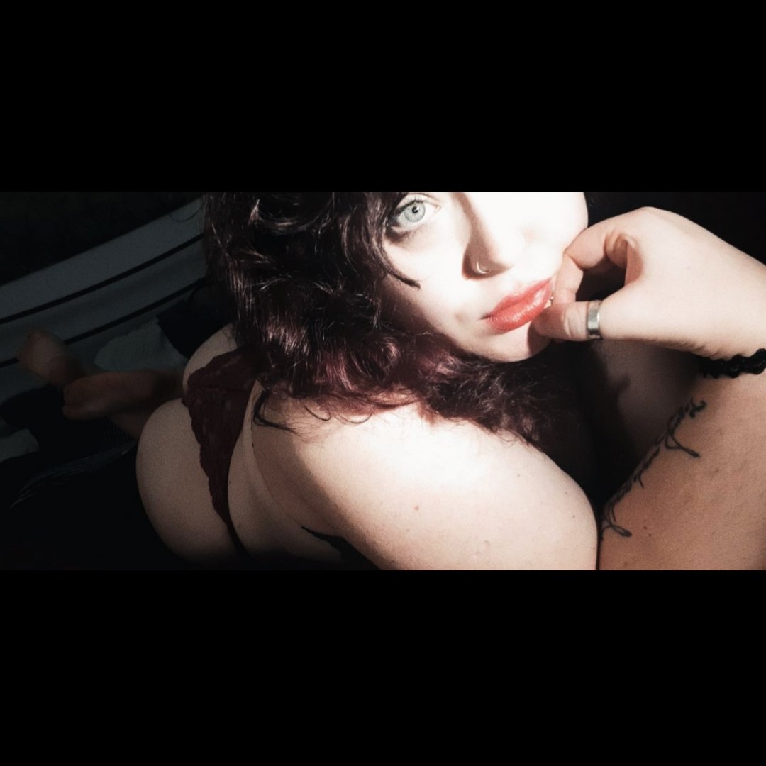 InkedReader_OF's tweet photo. @OnlyFansReach Join me https://t.co/fXeDGCiWn7 https://t.co/hhGbXu4CLl
