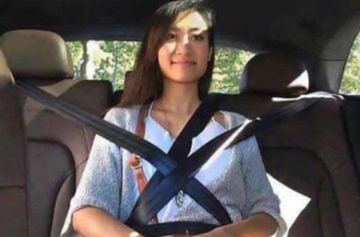 Yo cuando mi amiga dice que va a manejar y sé que va a mas de 180.