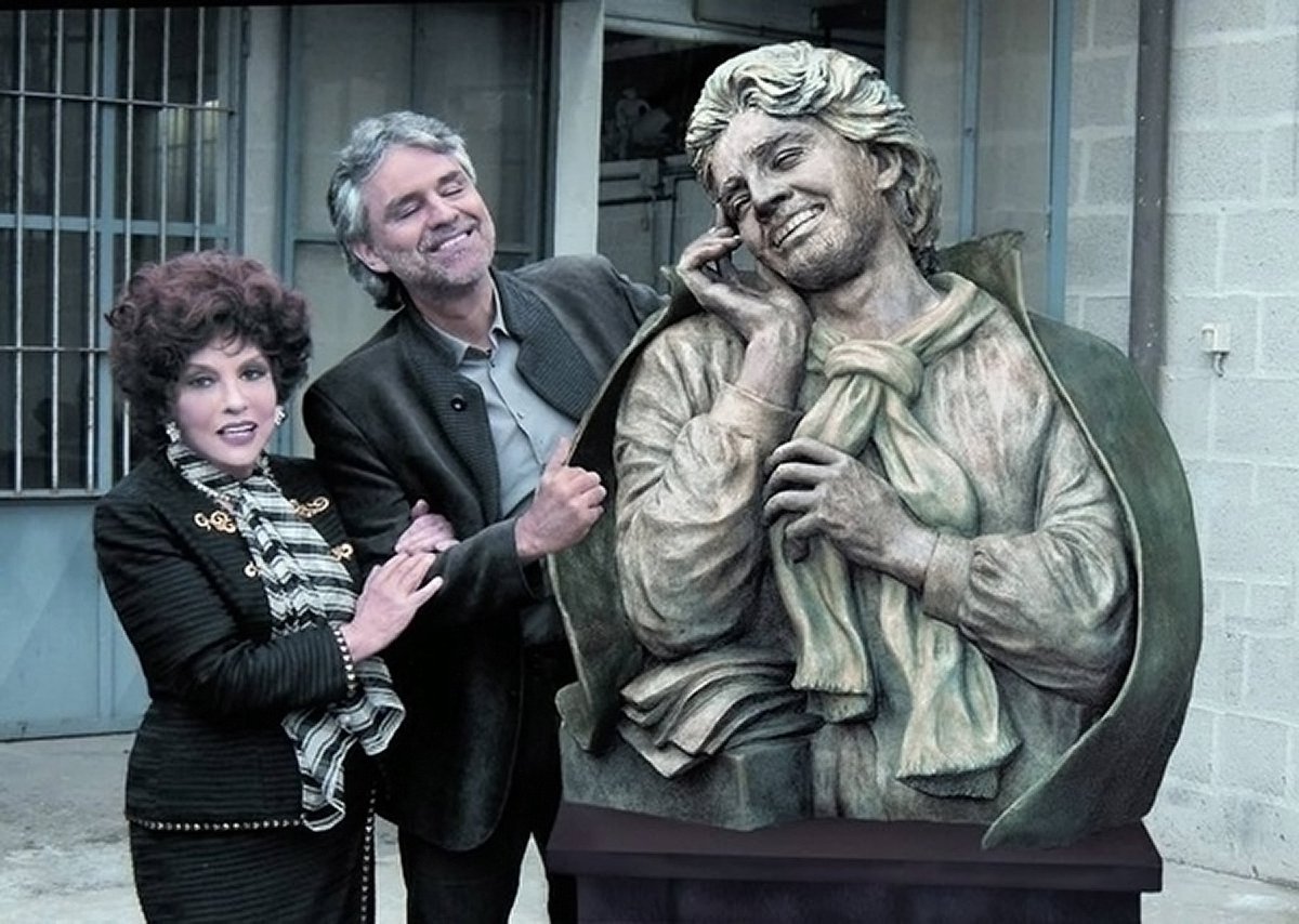 My dearest #GinaLollobrigida 
I consider it a privilege to have crossed paths with you so many times. 
Whenever we met, the atmosphere was always joyful but I would still shake with nerves every time thinking about the person in front of me and knowing what you had achieved.