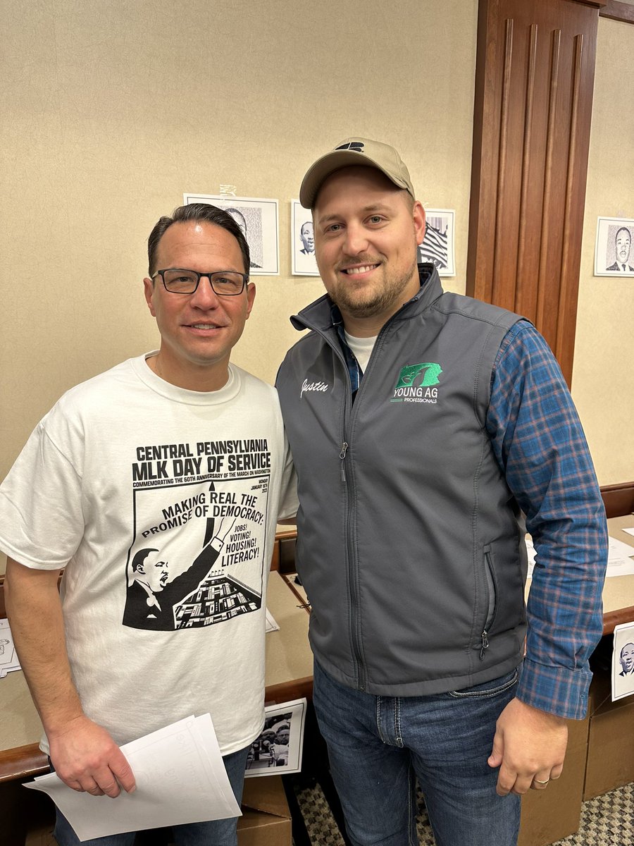JustinClapper21's tweet photo. As part of Governor @JoshShapiroPA ’s transition team, I spent my morning making blankets and coloring packets for MLK day of service. https://t.co/R1L3BINT6G
