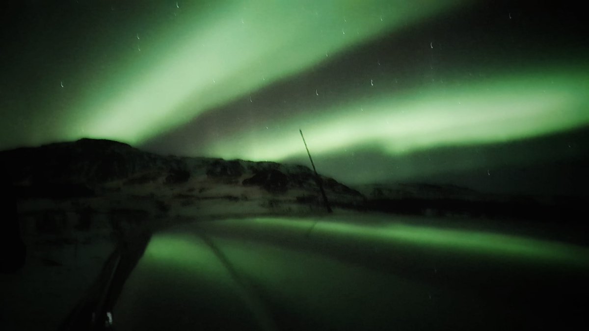 Dark__Wings's tweet photo. #Auroraborealis #northernlights Aurora in #Geysir on weekend https://t.co/KgJEmdhIuD