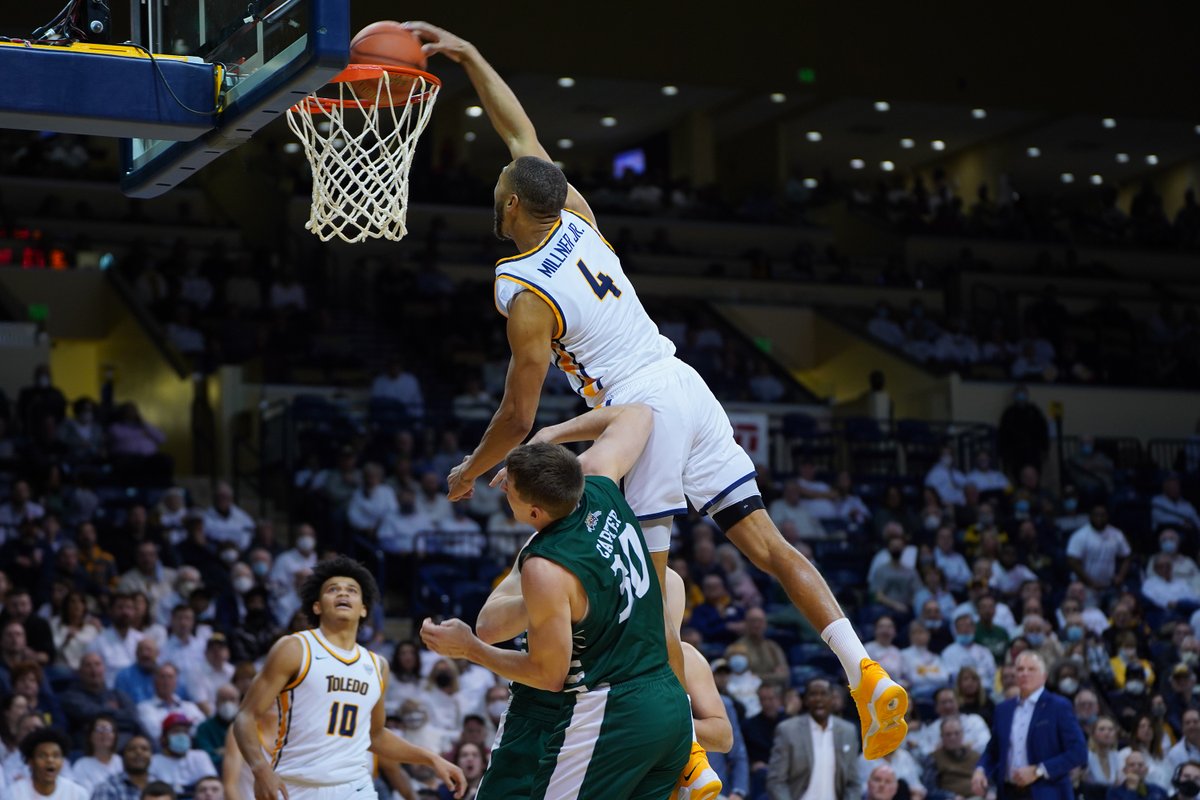 Toledo_MBB's tweet photo. 𝙍𝙤𝙘𝙠𝙚𝙩𝙨 𝙃𝙤𝙨𝙩 𝘽𝙤𝙗𝙘𝙖𝙩𝙨 𝙞𝙣 𝙒𝙝𝙞𝙩𝙚𝙤𝙪𝙩 𝙞𝙣 𝙎𝙖𝙫𝙖𝙜𝙚

Toledo will meet Ohio for only time this season tomorrow night.

@SethMillner_ is averaging 18.5 ppg &amp; 6.5 rpg in 4 career games vs. Bobcats.

PREVIEW:  https://t.co/OVCNPhDMkP https://t.co/uw2uYwDKDc
