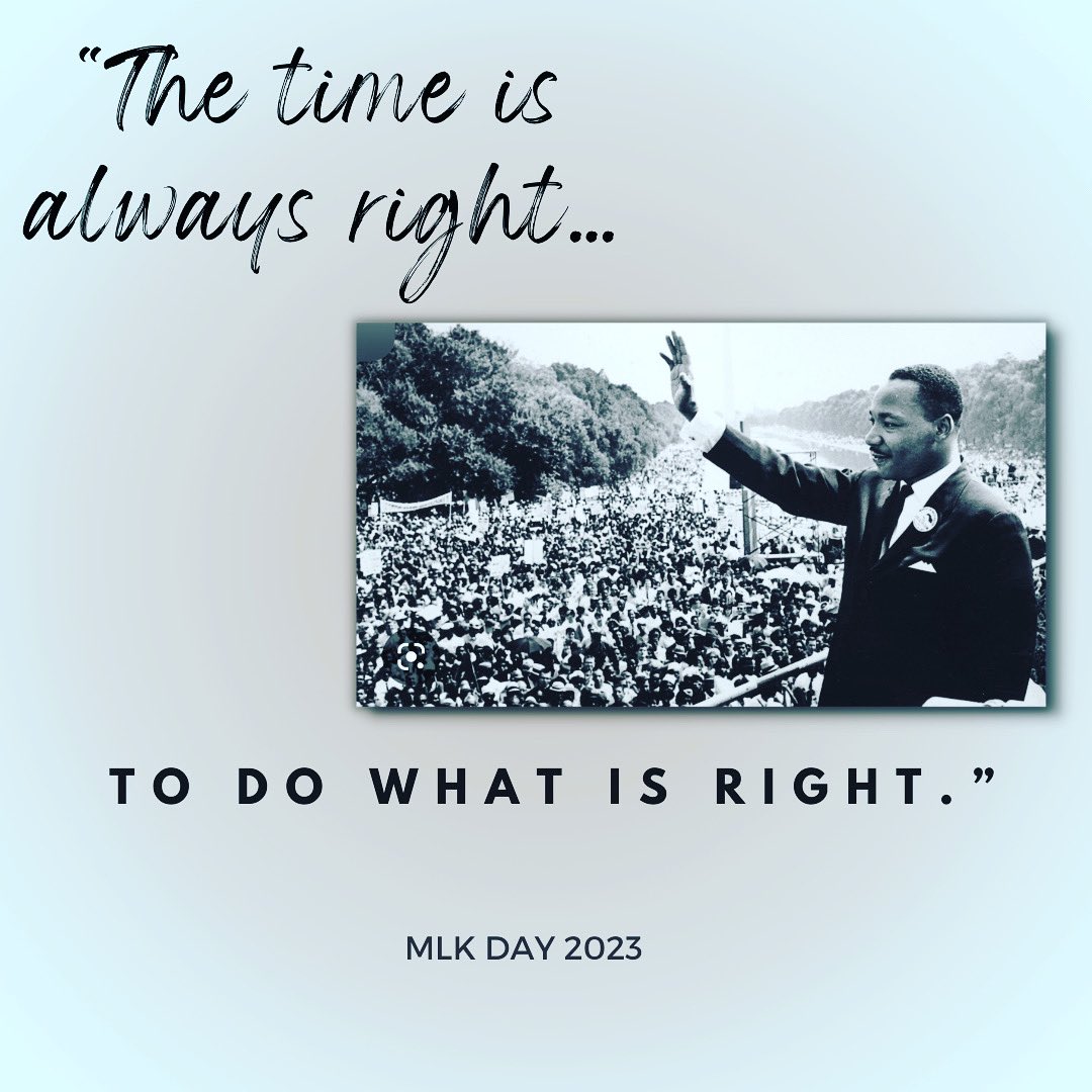 ccublackalumni's tweet photo. We hope your #MLKDay is filled with service, celebration, and love. 💛

#comeBACgiveBAC
#CoastalBlackAlumni 
#CCUBAC https://t.co/VudZF0yl8y