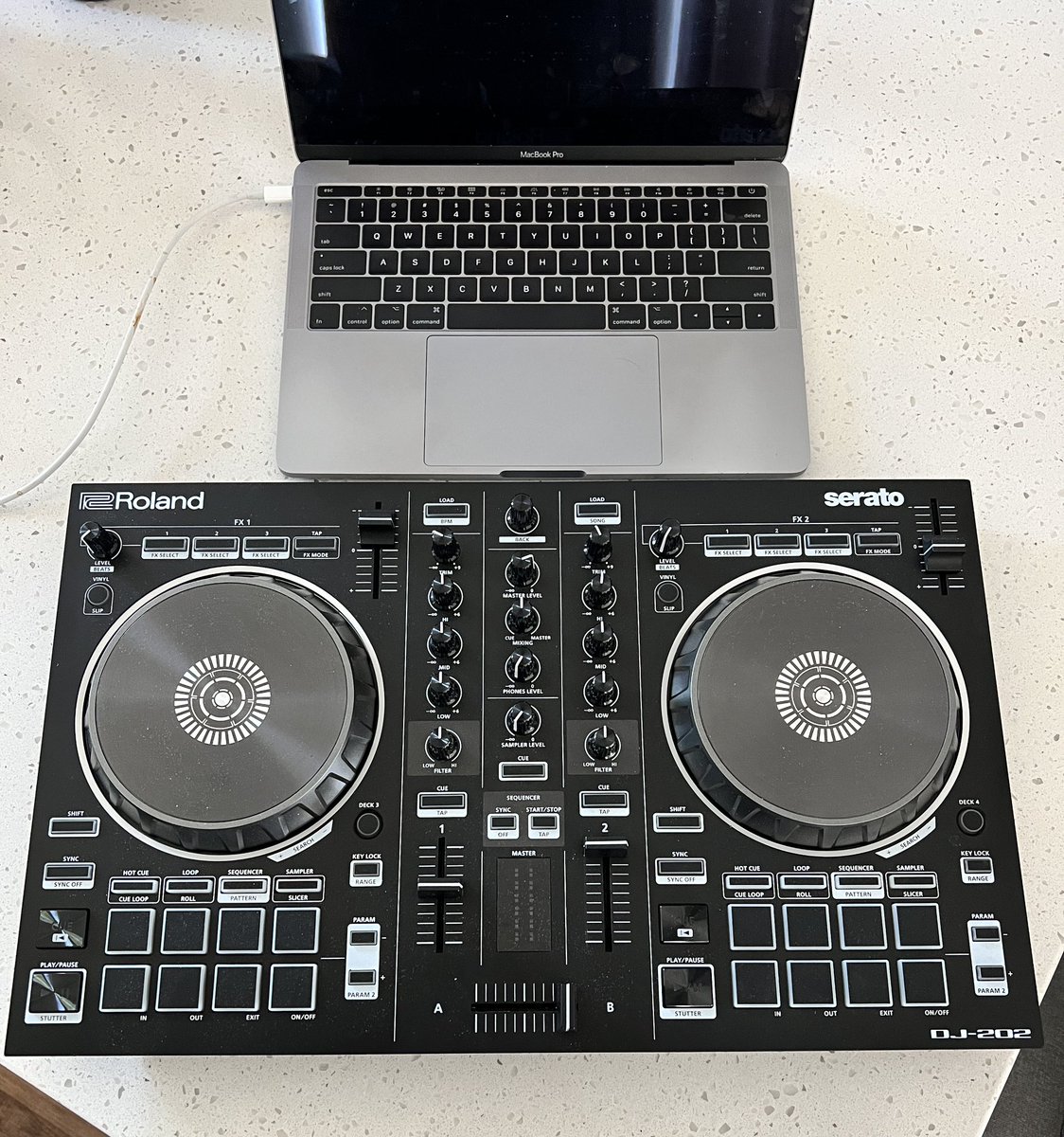 A HUGE THANK YOU 🙏🏼 to the #XRPL #NFT Community for supporting my music! 🎶 

The turntables that I set out to get from the sale of my Drethoven collection just arrived! 💪🏼