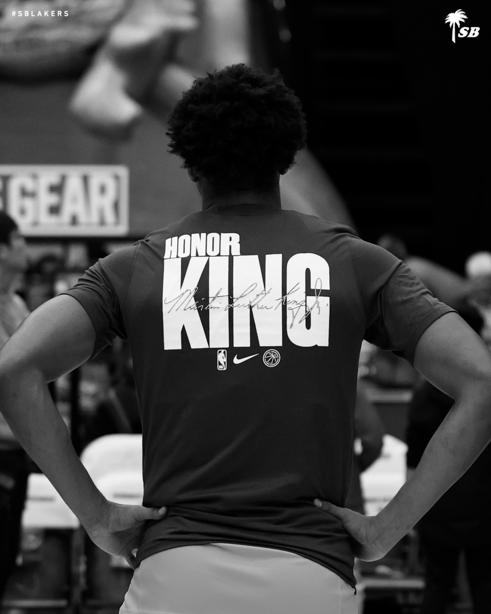 CValleyLakers's tweet photo. Today we celebrate and honor Dr. Martin Luther King Jr.
#HonorKing x #MLKDay https://t.co/gmY00cMGIb