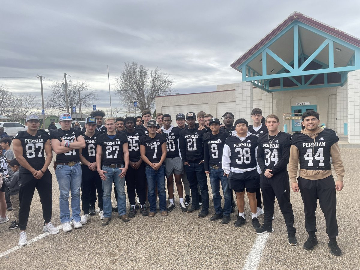 “I have decided to stick with love. Hate is too great a burden to bear.”

MLK MARCH!