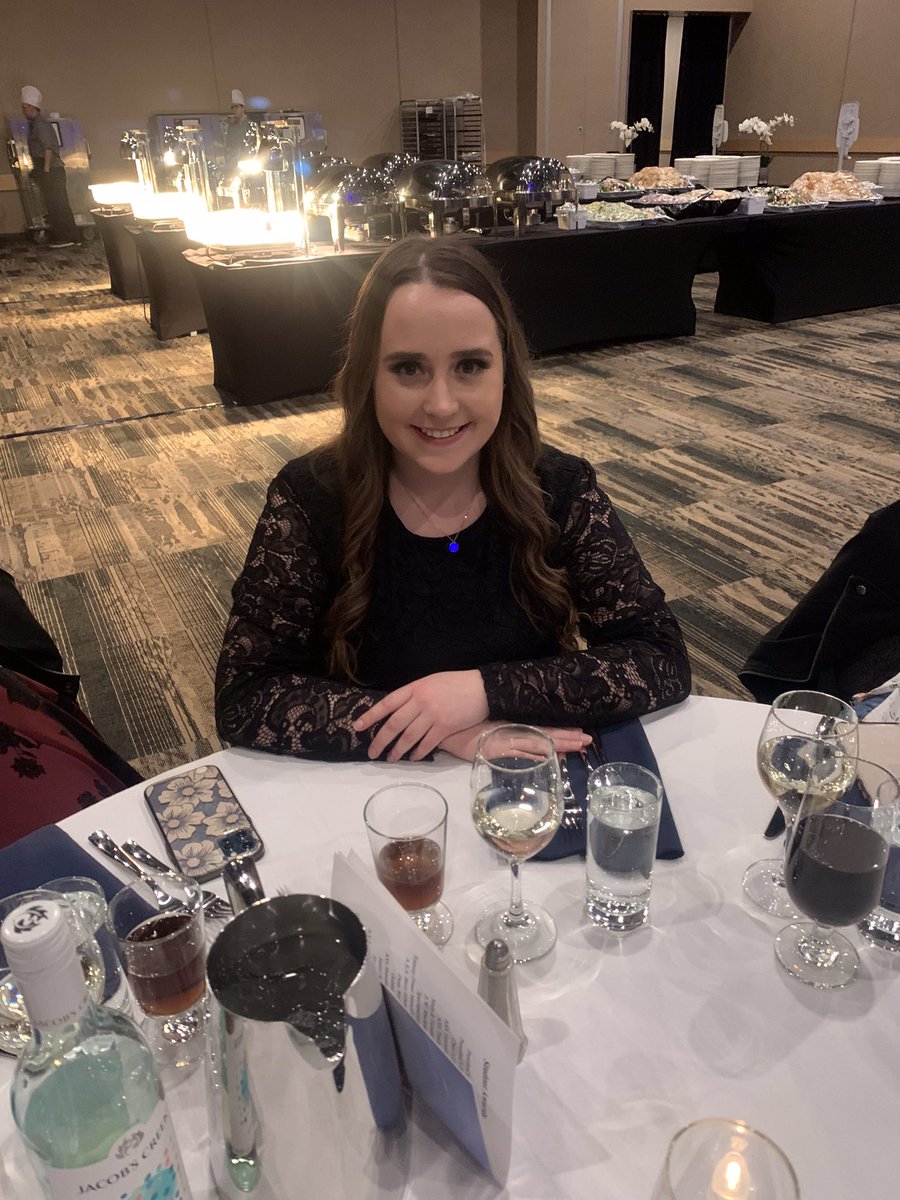wheatking10's tweet photo. @SabourinKassie @usask 
I would like to congratulate this girl on all of her hard work this past 4 years ! She has been on Deans list every year and has nearly completed her animal bio science degree . We attended @UofSAgros  banquet on Saturday. Next step vet college! https://t.co/jY7aZliD6l