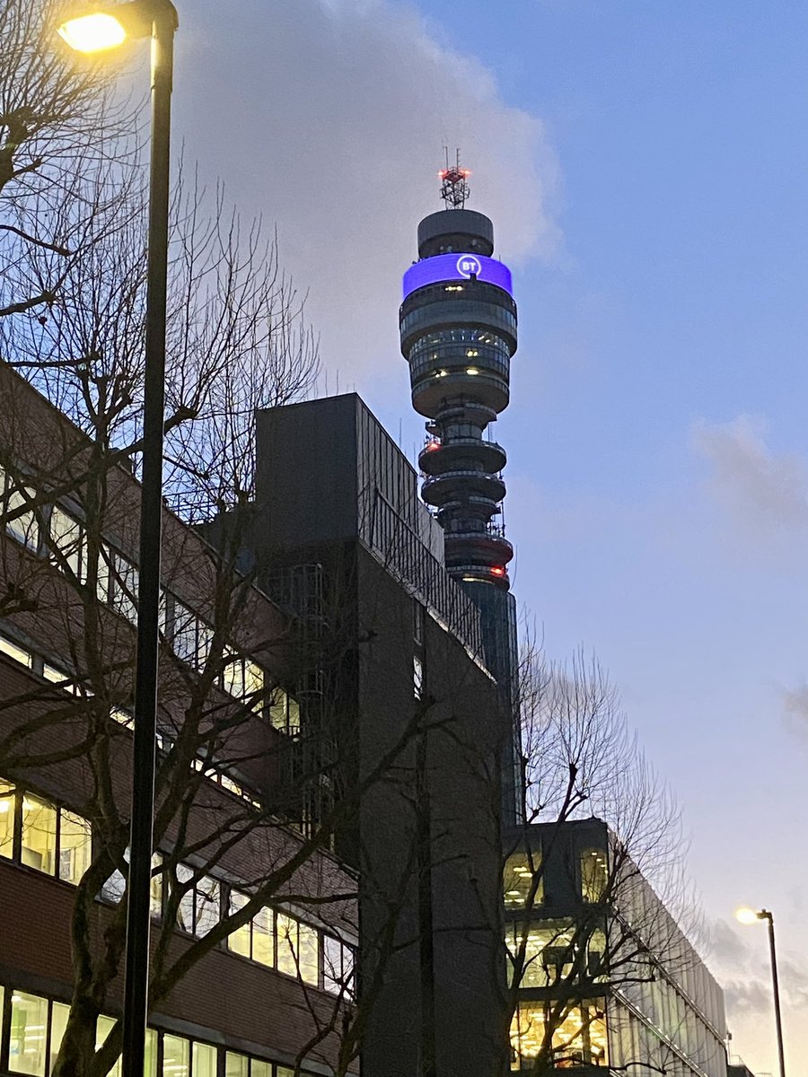 Chester0303's tweet photo. Still looks cool for modern architecture.  Was opened in ‘65. https://t.co/kpudGn3nfA
