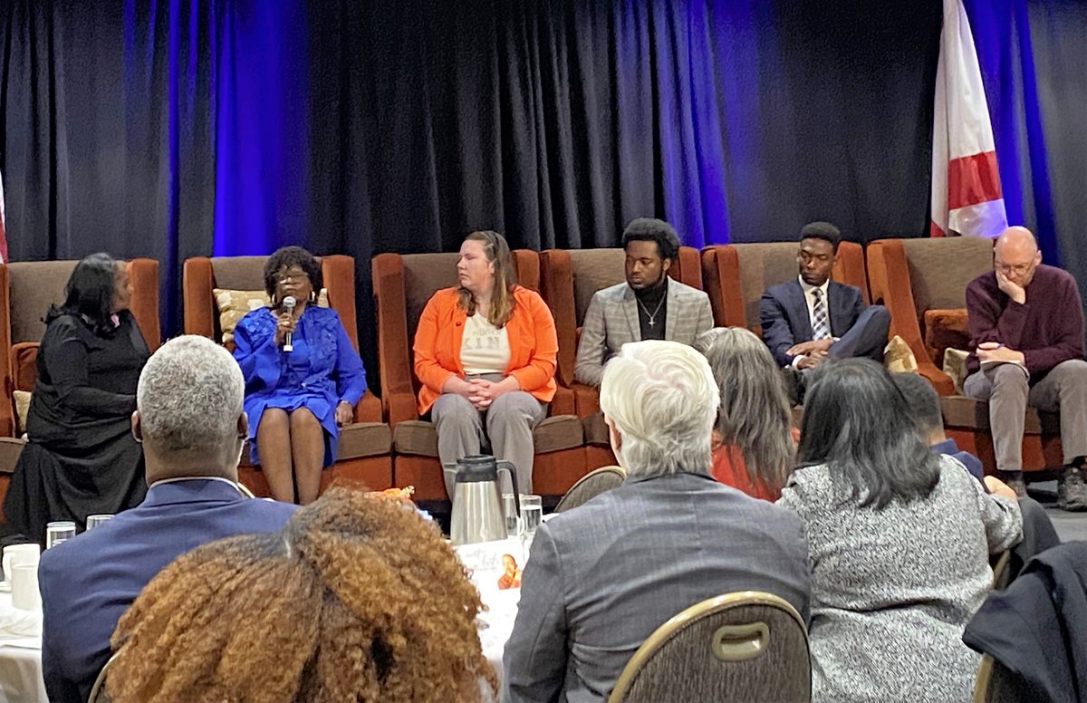 gediau's tweet photo. "Hate cannot drive out hate; only love can do that.β Today we discussed how to live this sentiment everyday at the Dr. Martin Luther King Jr. Scholarship Breakfast sponsored in part by @AUOutreach. The conversation, and the action, continues. #MLKDay2023 #ADayOnNotOff #love https://t.co/TxpxR96aLk