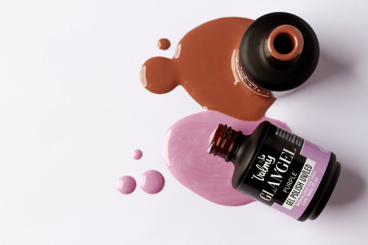 CosmeticosValmy's tweet photo. En nuestra colección de esmaltes semipermanentes encontrarás una paleta de colores muy versátil.

Lo que quiere decir que todas las #ChicasValmy encontrarán un tono que le guste y vaya con su personalidad ✨.

¡Luce una manicura digna de una #ChicaValmy con #Glamgel! ❤️ https://t.co/ufIdBC8xpz