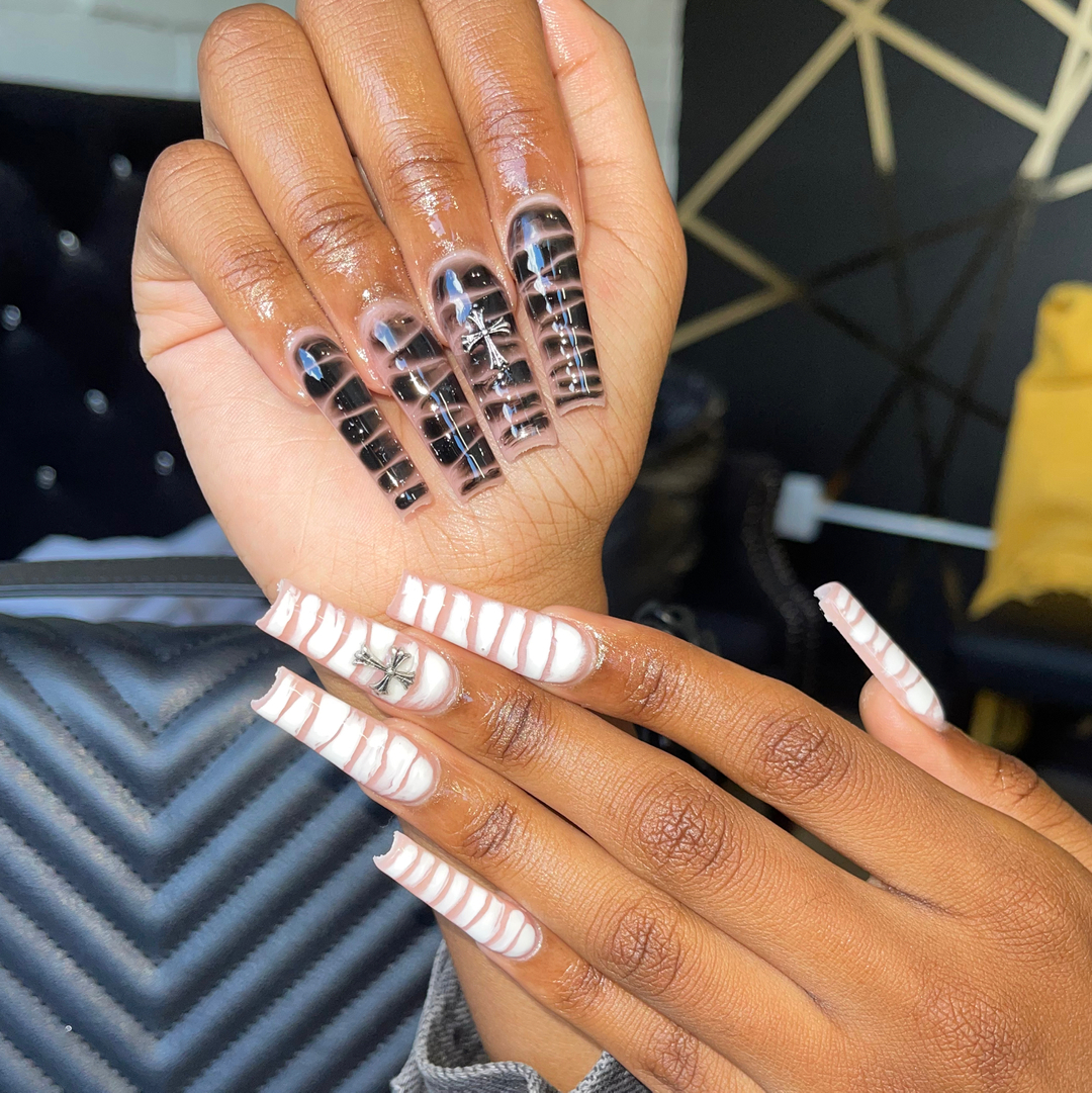 kissedandklawed's tweet photo. Black & white ๐ฑ
Nailtech @thenailexhibit ๐
๐ฝ #kissedandklawed #onestopshop #atlantanails #atlantanailtech #atlnailtech #atlnails #nailsofinstagram #naillife #shortnails #nailart #nailtrend #bombnails #nailinspo https://t.co/Q4g6Mto2NK
