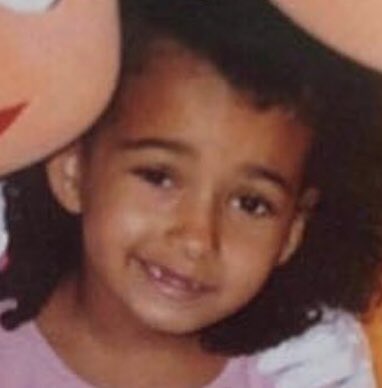 A pessoa tem a cara de pau de comentar que eu sou branca porque nós não estamos nos EUA e lei de uma gota de sangue é só lá… AMADO VOCÊ ESTÁ COM ALGUM PROBLEMA DE VISÃO, AMADO???

AMADO VAI PROCURAR UM OFTALMOLOGISTA