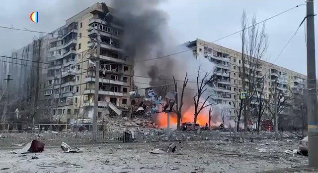 German leftist: “For NATO-Ukraine you are turning Germany into ruins?!?” The same day, Dnipro in Ukraine was bombed to actual ruins. There’s a German word for this Wohlstandsverwahrlosung - living in such prosperity you lose grip on reality