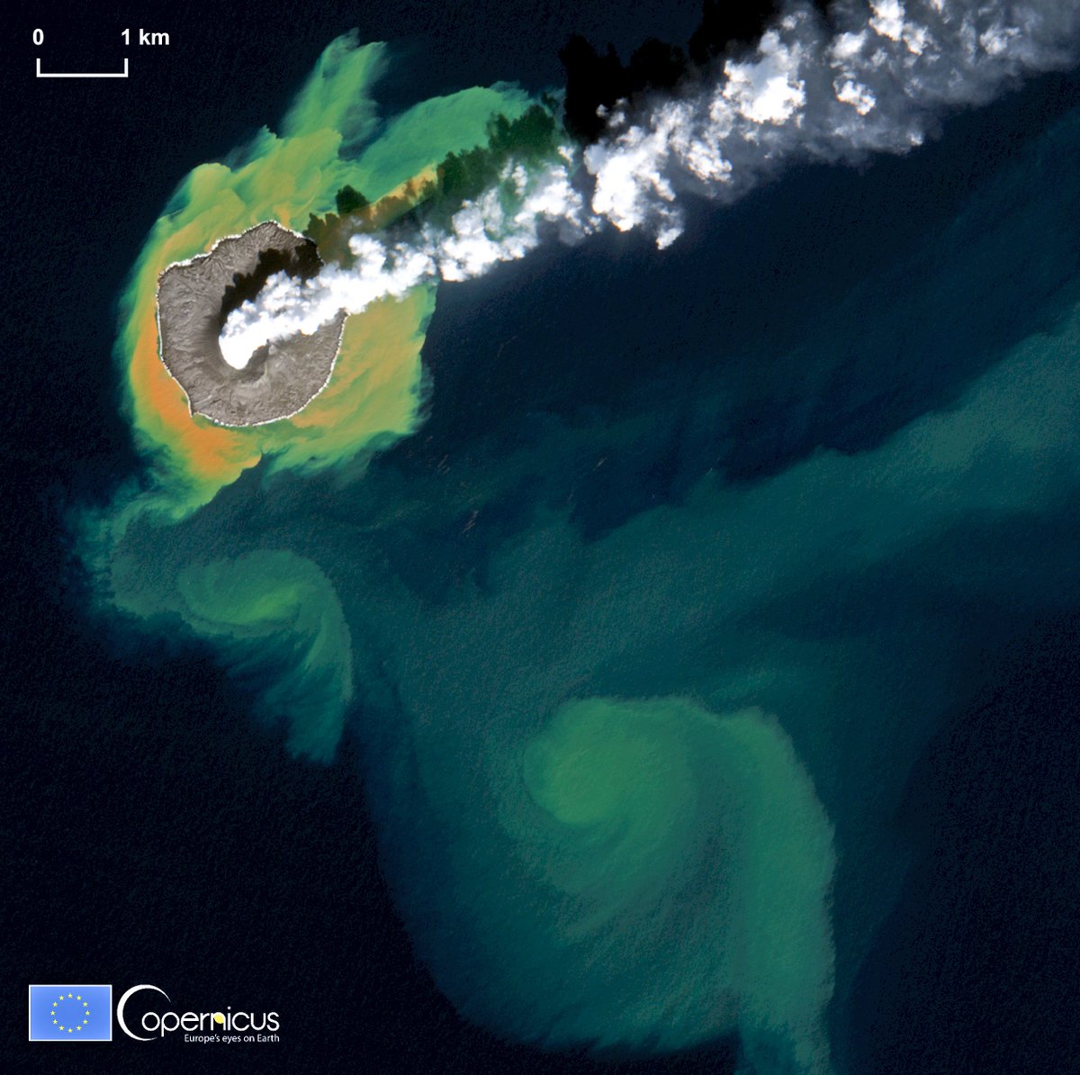 or_bit_eye's tweet photo. ⚠️🌋🌀The #Nishinoshima #Volcano keeps on going with its double volcanic activity:while emissions plume moves eastward,underwater discoloration is visible around the island and with multiple swirls in the #Sentinel2 📸of Jan.16 #Japan #VolcanoMonday #volcaniceruption @ai6yrham https://t.co/6TGTTyCivZ