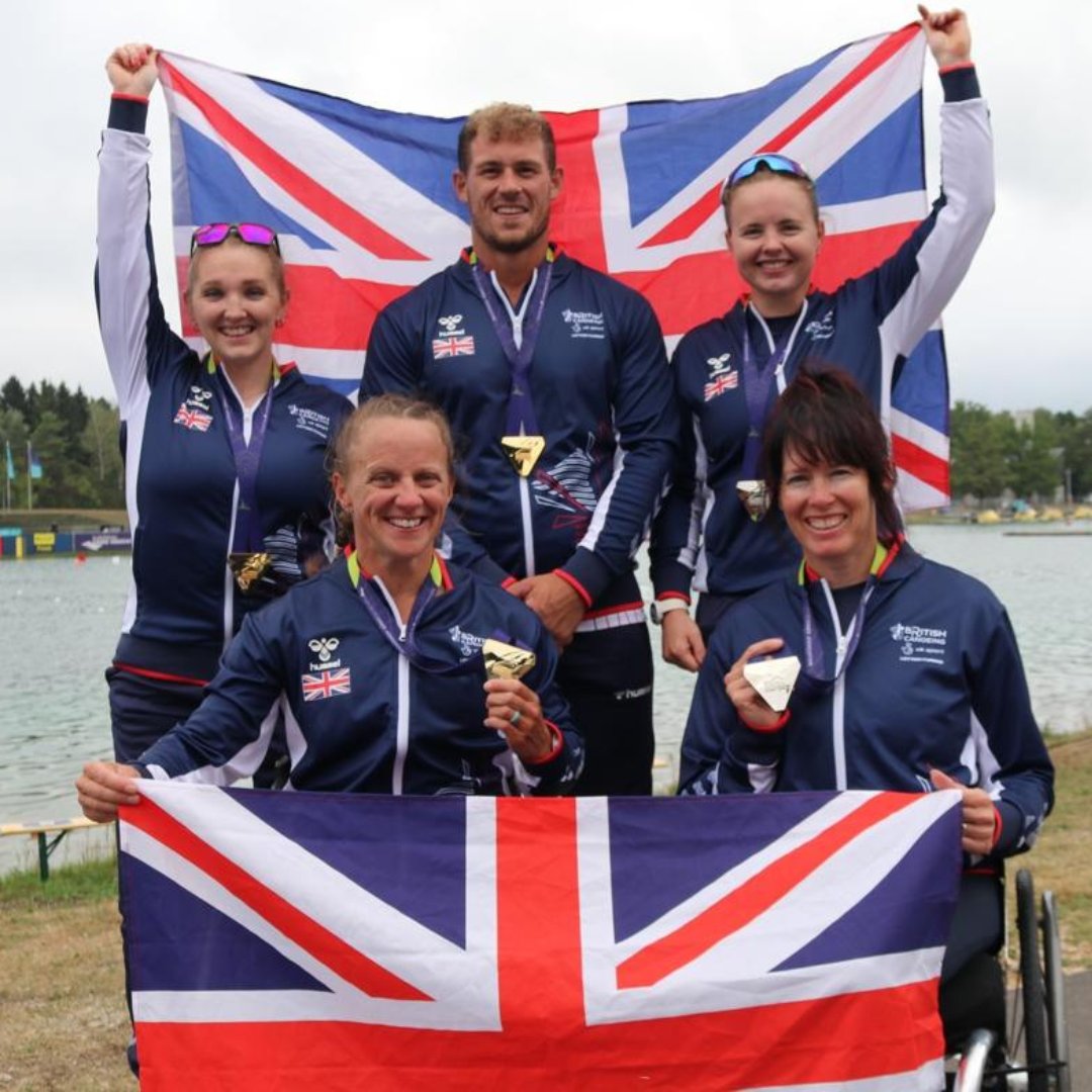 CoreAquaticsUK's tweet photo. Meet Hope, one of our amazing swimming teachers here at Core! 😍

She is 3X silver medalist at The World Championships and a silver and bronze medalist at The European Championships in Paracanoeing! 

#inspiration #paracanooe #coreaquatics https://t.co/IiFEZjy1RK