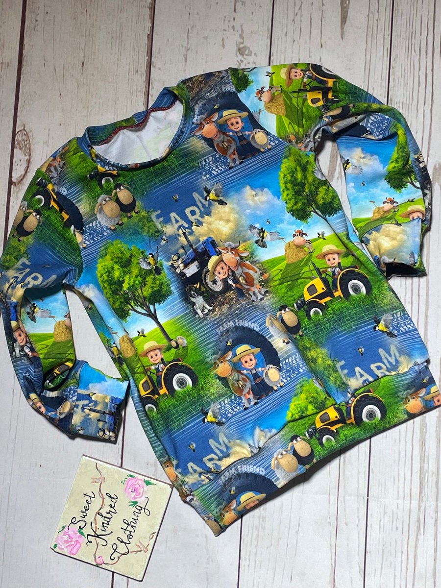 Excited to share this item from my #etsy shop: Tractor farmyard children’s jumper etsy.me/3XfoEOD
#ukmakers #craftbizparty #htlmp #htlmphour