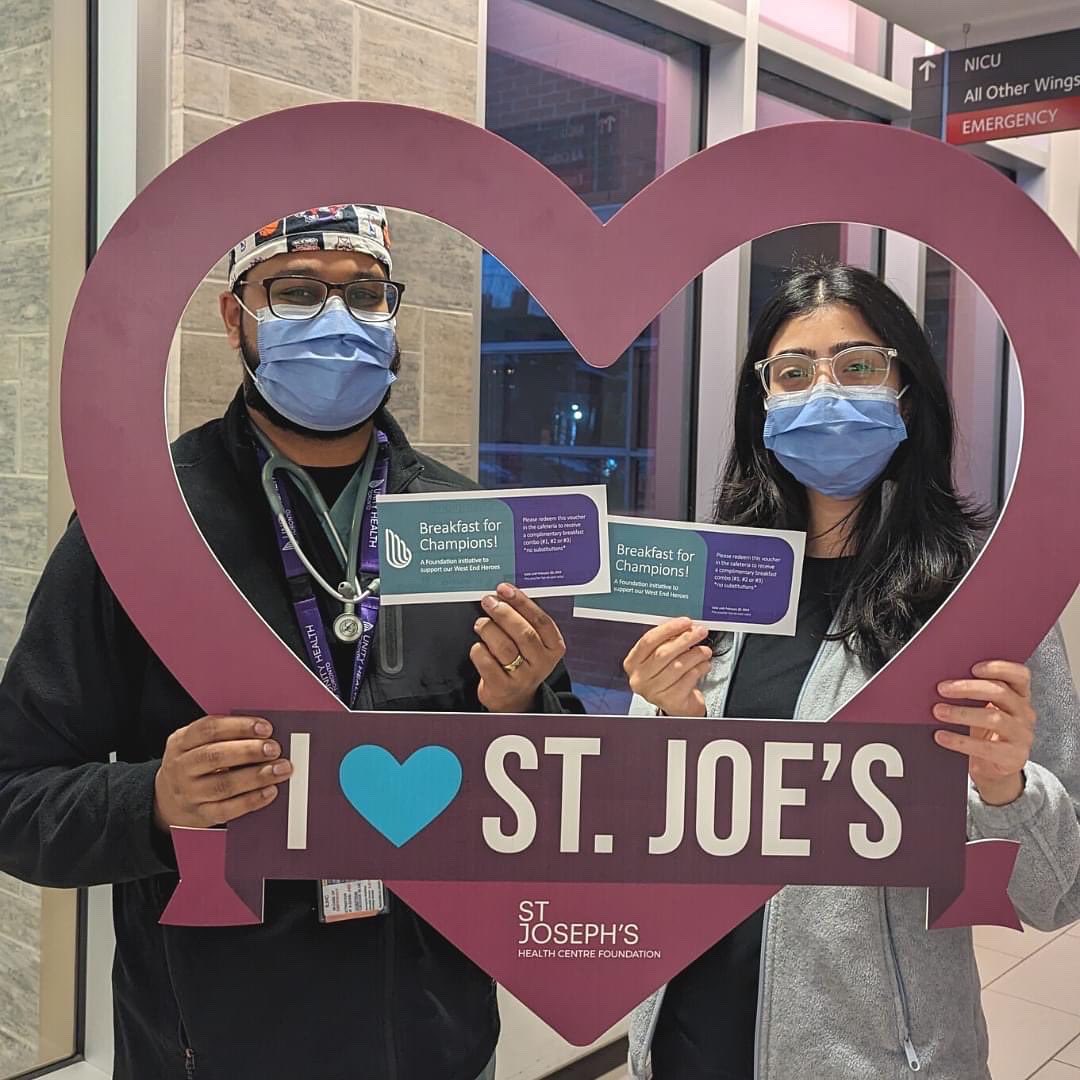 StJoesFdnTO's tweet image. Thanks to Roncesvalles Guardian Pharmacy &amp;amp; Pollocks Home Hardware for lifting the spirits of our healthcare teams with complimentary breakfast! Instead of feeling blue, our frontline teams feel appreciated for all they are doing in making your best care experiences even better